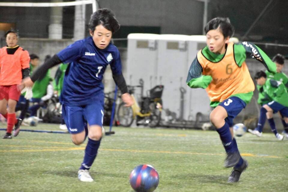 プレー中の選手